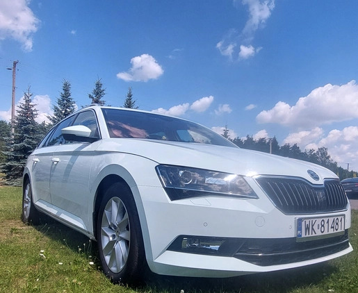 Skoda Superb cena 63000 przebieg: 192000, rok produkcji 2016 z Warszawa małe 254